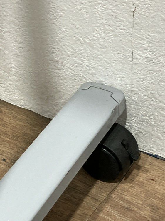 コクヨ1200脚付ホワイトボード 商品画像8