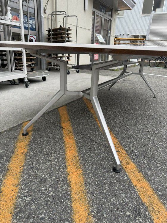 イトーキDDシリーズ 2400ミーティングテーブル 商品画像7