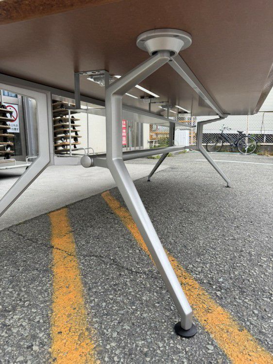 イトーキDDシリーズ 2400ミーティングテーブル 商品画像8