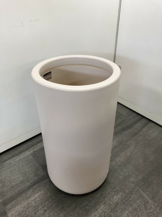 イトーキAEシリーズ 傘立て 商品画像1