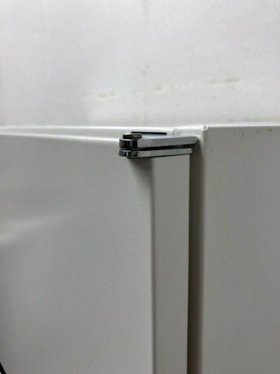 イトーキシュラインシリーズ 8人用パーソナルロッカー 商品画像5