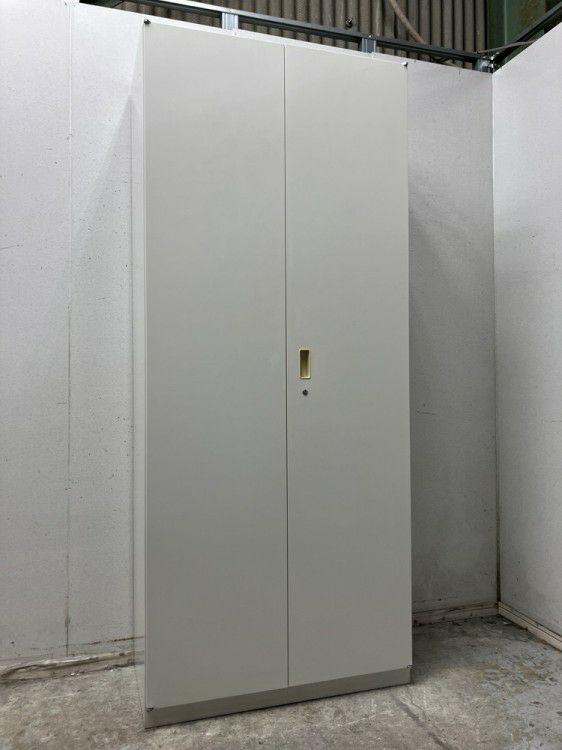 イトーキシュラインシリーズ 両開き書庫 商品画像1