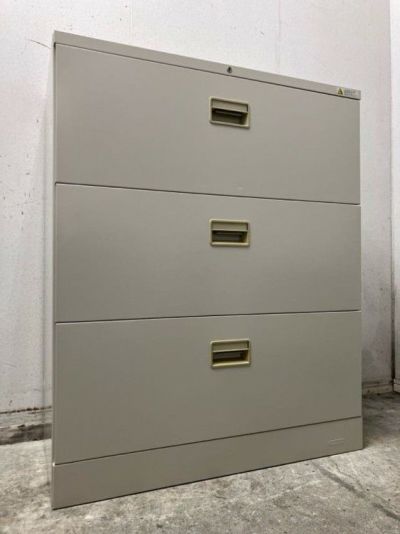 オカムラ42シリーズ ラテラル書庫 商品画像1