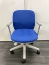 ウチダ（内田洋行）エニーザ（Anyza）チェア 固定肘付エニーザチェア 商品画像2
