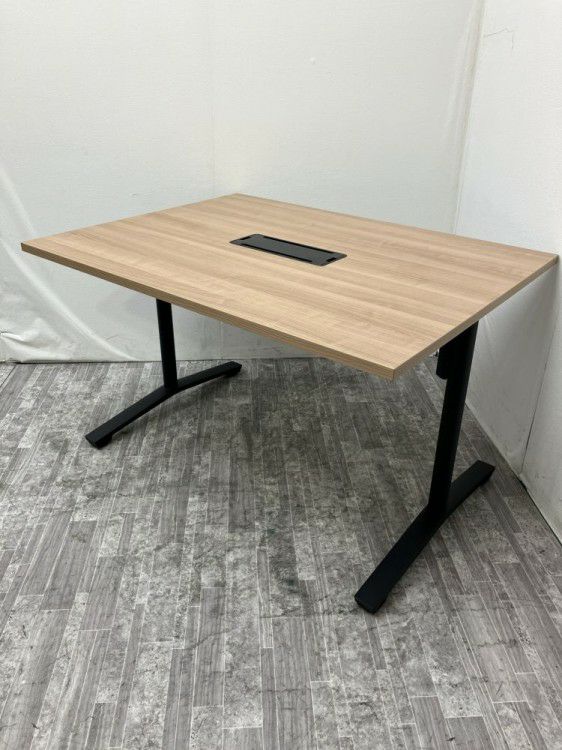 コクヨビエナ（VIENA）シリーズ 1200ミーティングテーブル 商品画像1