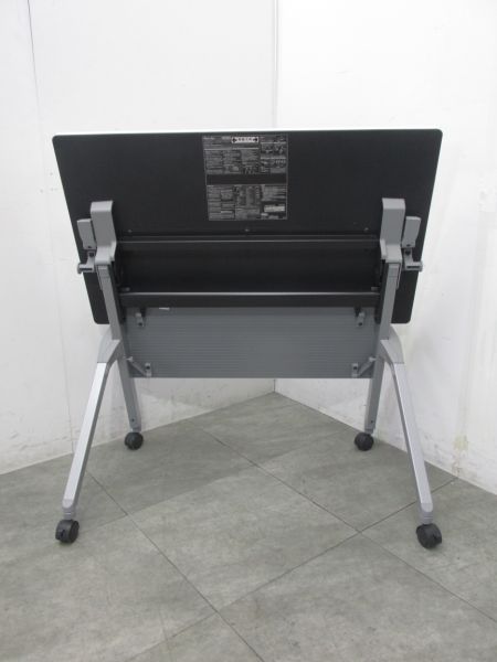 オカムラFieri Act(フィエリーアクト)シリーズ 1000サイドスタックテーブル 商品画像5