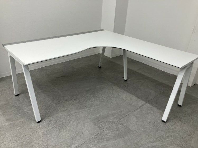 コクヨサイビ（SAIBI）シリーズ 1600L型デスク 商品画像1