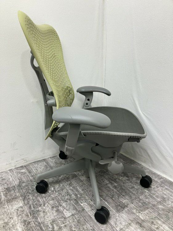 HermanMiller（ハーマンミラー）可動肘付ミラチェア 商品画像4