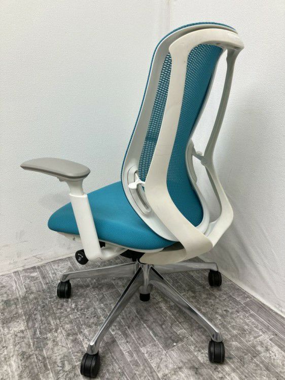 オカムラSylphy(シルフィー)チェア 可動肘付シルフィーチェア 商品画像6