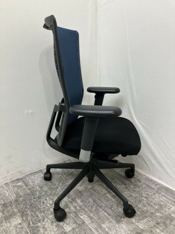 ウチダ（内田洋行）Actdia（アクトディア）チェア 可動肘付アクトディアチェア 商品画像4