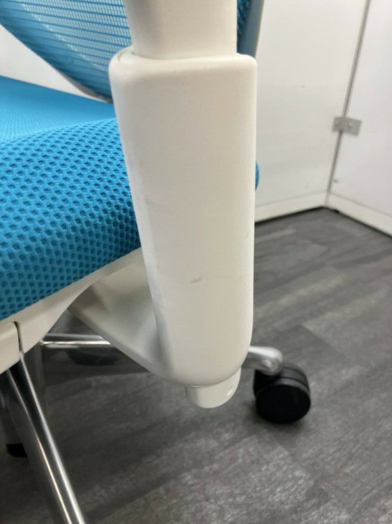 オカムラSabrina(サブリナ)シリーズ 可動肘付サブリナチェア 商品画像19