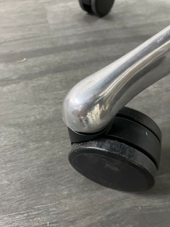 オカムラSabrina(サブリナ)シリーズ 可動肘付サブリナチェア 商品画像20