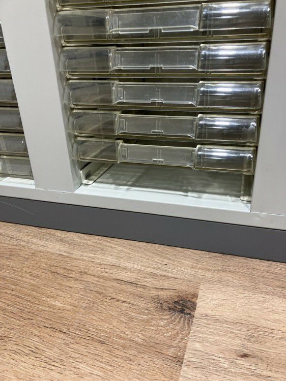 ナイキクリアトレーキャビネット 商品画像9