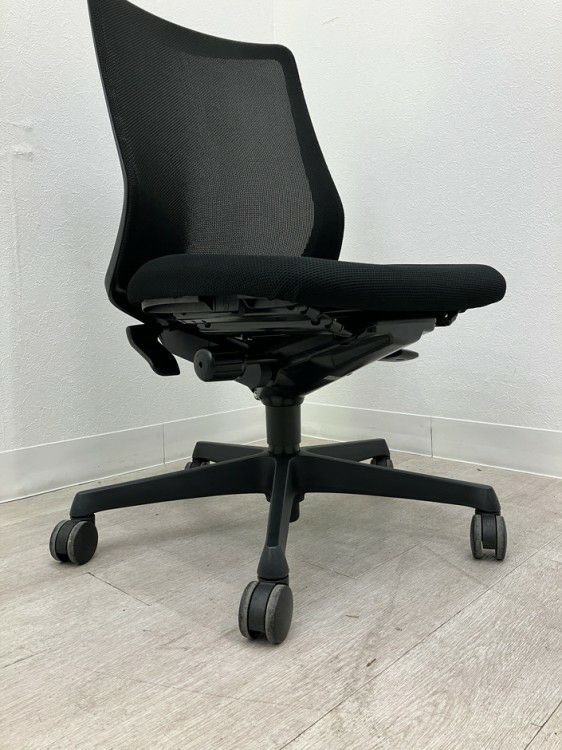 オカムラFluent(フルーエント)チェア フルーエントチェア 商品画像7