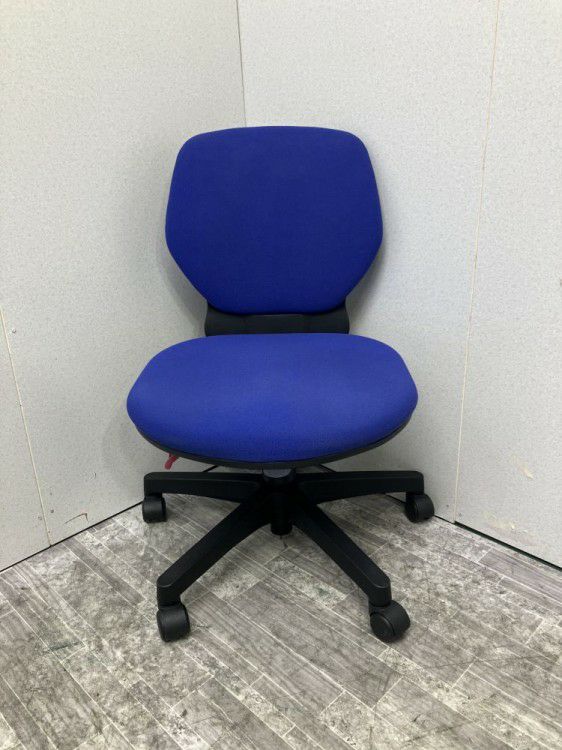 ライオンアエバチェア 商品画像2