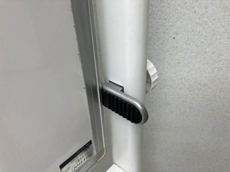 イトーキ脚付両面ホワイトボード 商品画像4