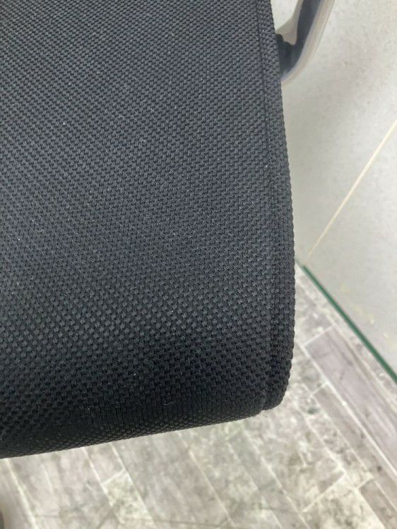 コクヨPUNTO(プント)チェア 固定肘付プントチェア 商品画像8