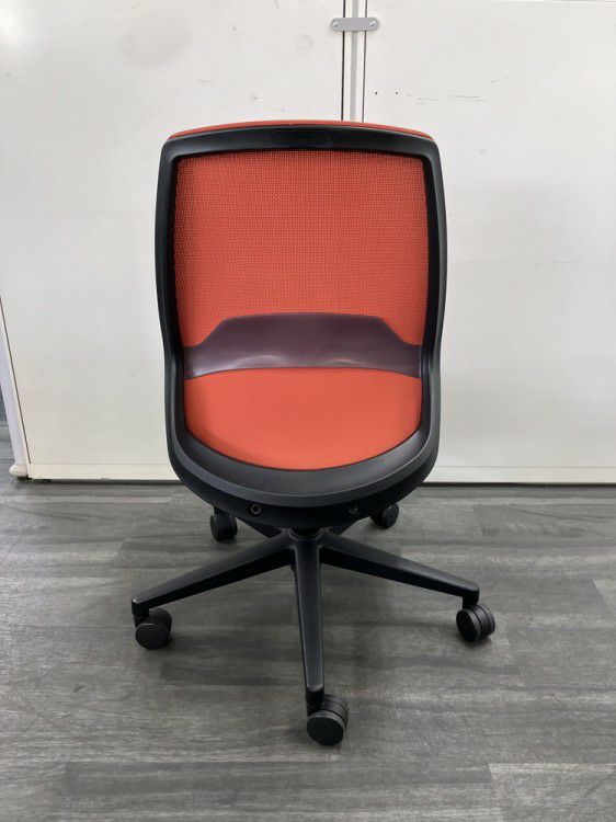 ウチダ（内田洋行）ニンバスチェア ニンバスチェア 商品画像4