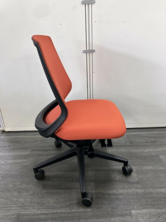 ウチダ（内田洋行）ニンバスチェア ニンバスチェア 商品画像5