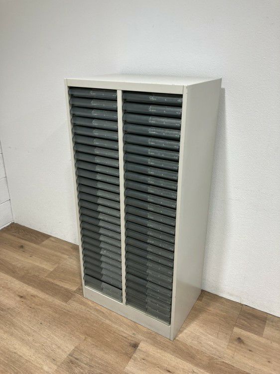 コクヨビジネスウォールNシリーズ クリアトレーキャビネット 商品画像1