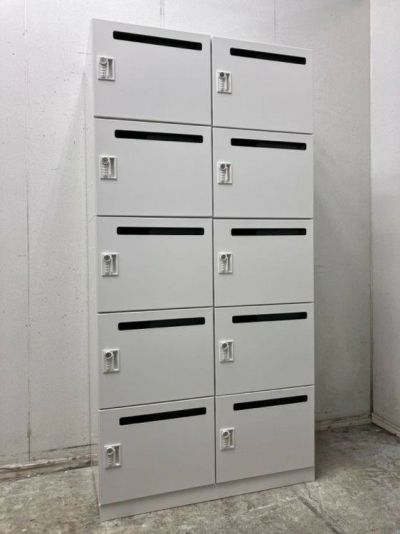 ウチダ（内田洋行）エルレージシリーズ 10人用パーソナルロッカー 商品画像1