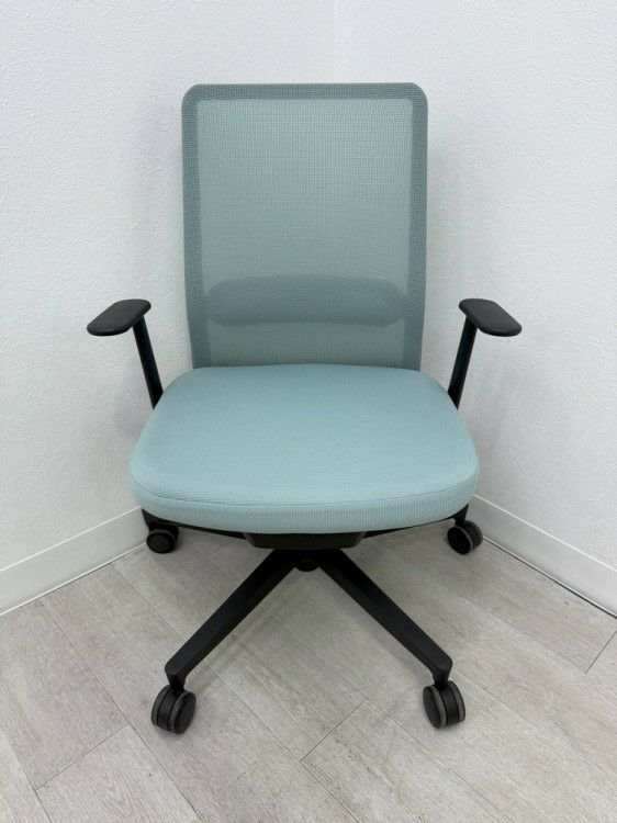 コクヨMonet（モネット）シリーズ 固定肘付モネットチェア 商品画像2