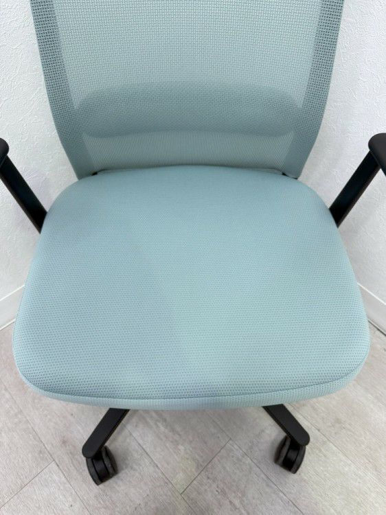 コクヨMonet（モネット）シリーズ 固定肘付モネットチェア 商品画像9