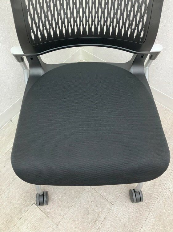 コクヨオルディナシリーズ ネスティングチェア4脚セット 商品画像10