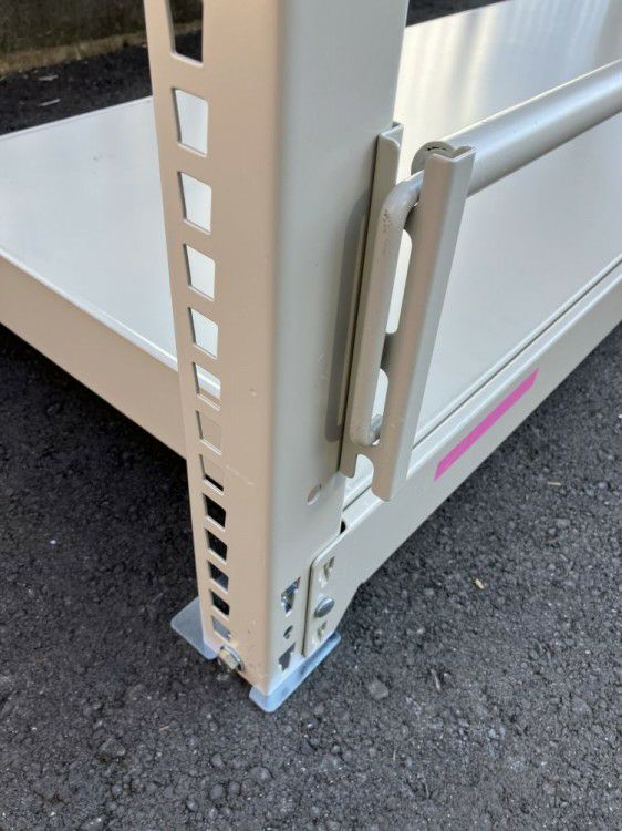 転落防止バー付き中量棚 商品画像5