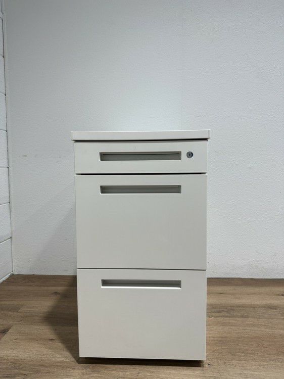 イトーキCZRシリーズ 脇机 商品画像1