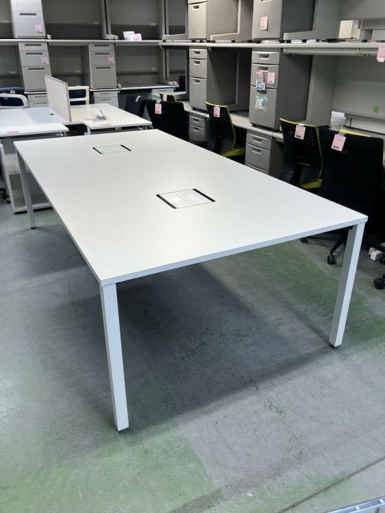 イトーキアクトリンクシリーズ 2400ワークテーブル 商品画像1