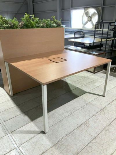 オカムラ アプションフリーシリーズ 1200ワークテーブル