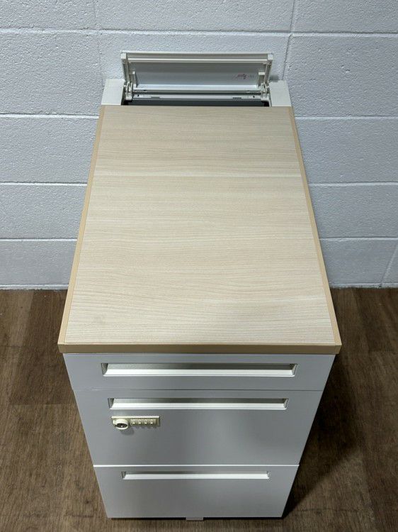 ウチダ（内田洋行）SCAENA(スカエナ)シリーズ　Kタイプ 脇机 商品画像5