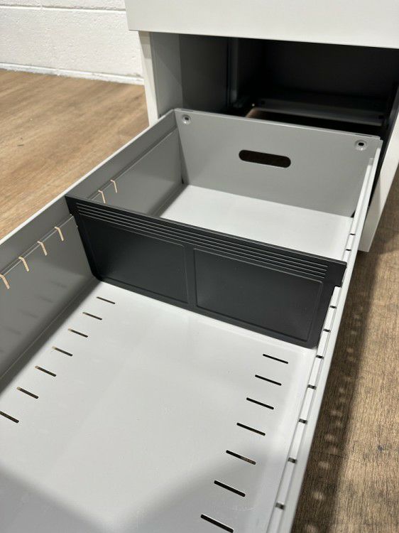 ウチダ（内田洋行）SCAENA(スカエナ)シリーズ　Kタイプ 脇机 商品画像8