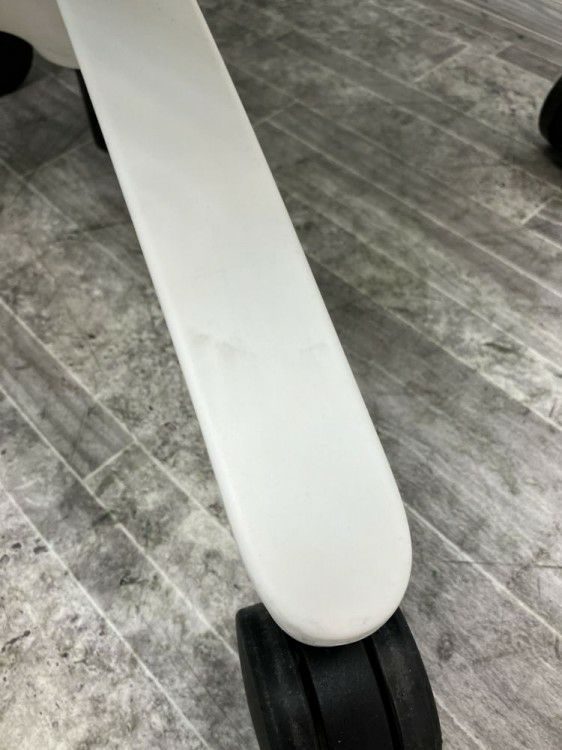 イトーキモーブシリーズ 固定肘付モーブチェア4脚セット 商品画像10