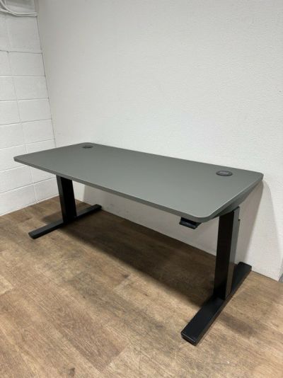 ウチダ（内田洋行）オペルナ2シリーズ 電動昇降デスク 商品画像1