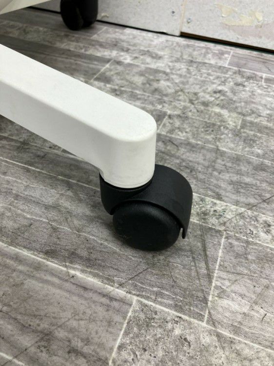 オカムラe-チェア 商品画像9