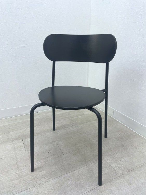 コクヨデイズオフィス ハングライクシリーズ スタッキングチェア 商品画像1