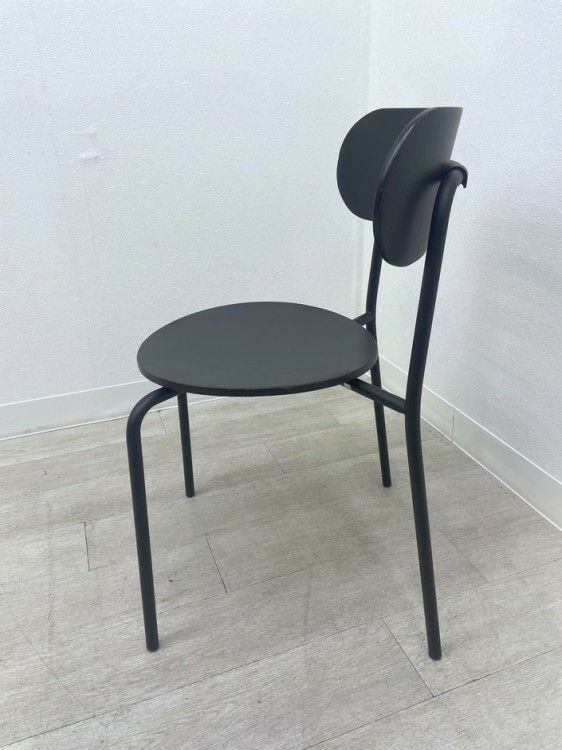 コクヨデイズオフィス ハングライクシリーズ スタッキングチェア 商品画像2