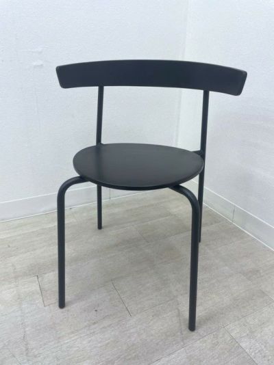 コクヨデイズオフィス ハングライクシリーズ スタッキングチェア 商品画像1