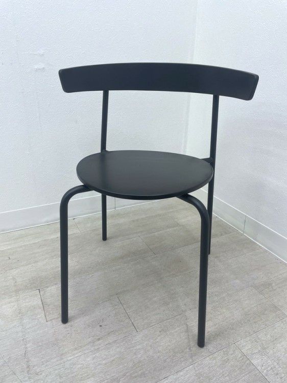 コクヨデイズオフィス ハングライクシリーズ スタッキングチェア 商品画像1