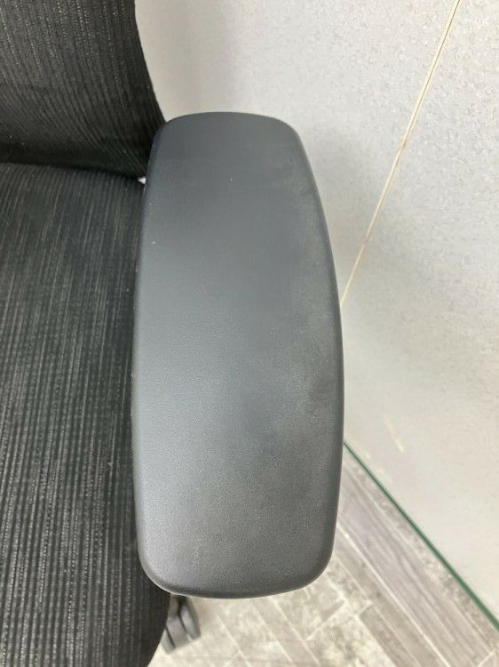 ウチダ（内田洋行）KRENE（クレネ）チェア 可動肘付クレネチェア 商品画像8