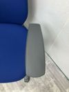 トヨスチール可動肘付アドフィールチェア 商品画像7
