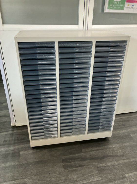 コクヨクリアトレーキャビネット 商品画像1