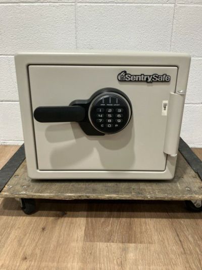 セントリービッグボルトシリーズ 32kg耐火金庫 商品画像1