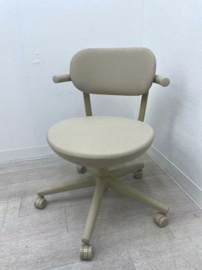 コクヨpallo（パロ）シリーズ ミーティングチェア 商品画像1