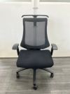 イトーキf(エフチェア)シリーズ 可動肘付エフチェア 商品画像2