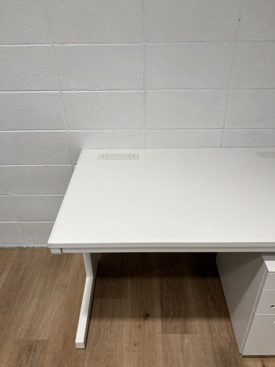 INABA/イナバデュエナシリーズ　Ｓタイプ 1200平デスク+ワゴンセット 商品画像3