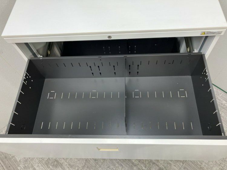 オカムラレクトラインシリーズ 天板付3段ラテラル書庫 商品画像6