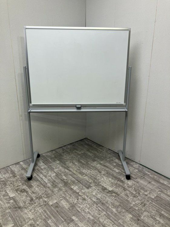 コクヨ脚付両面ホワイトボード 商品画像1